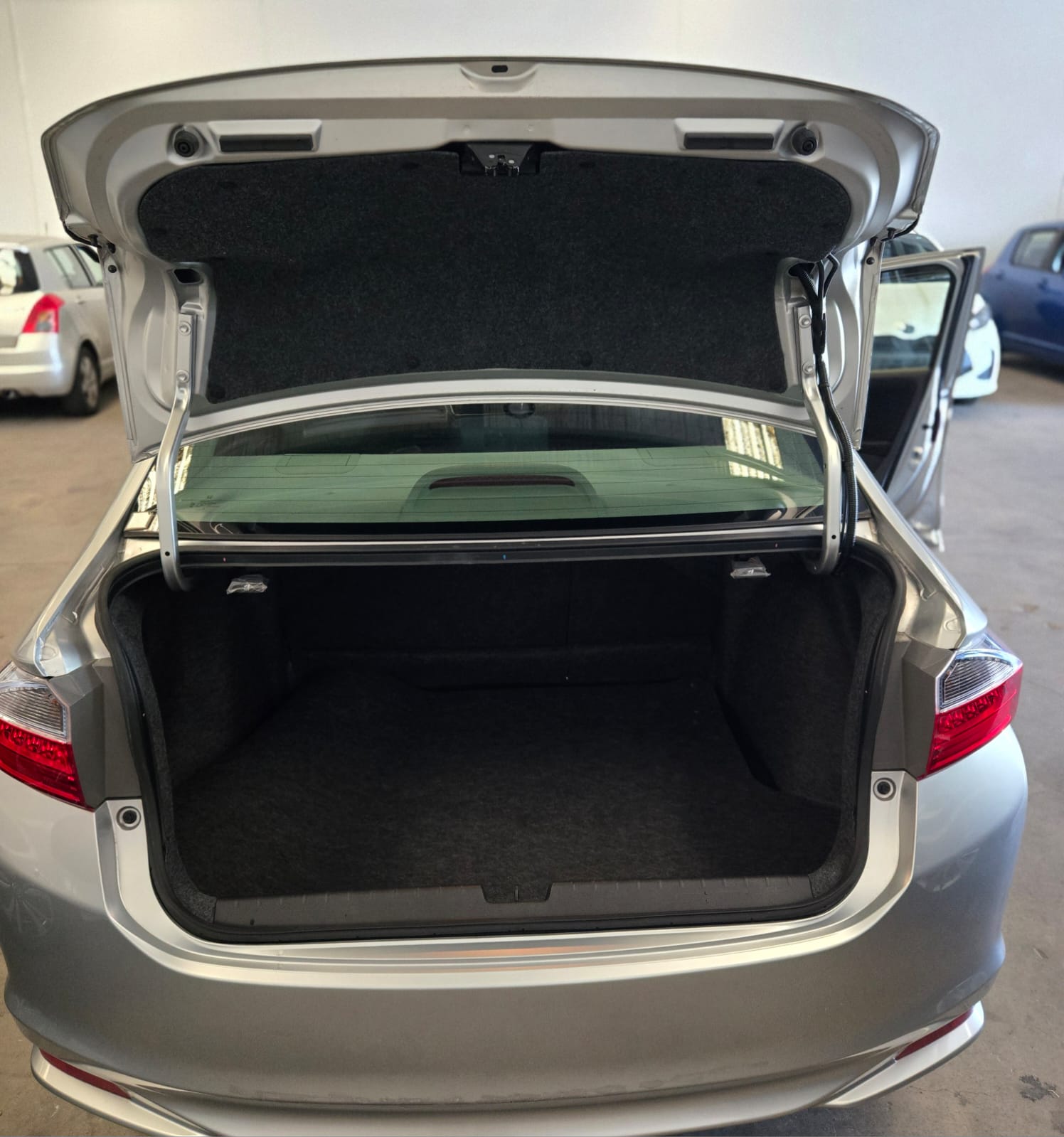 Honda Grace Hybrid 2014