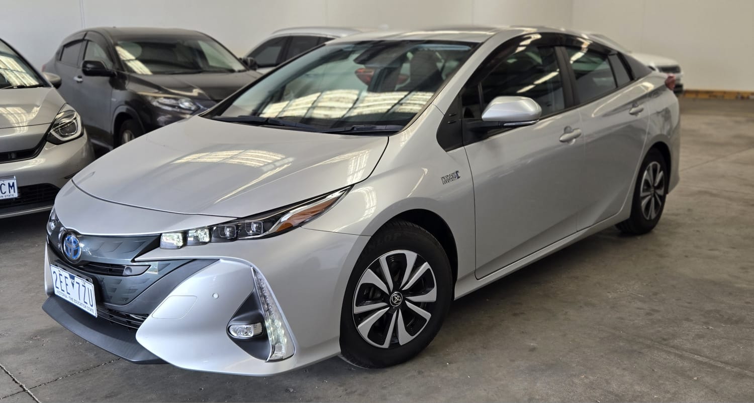 Toyota Prius Hybrid PHV